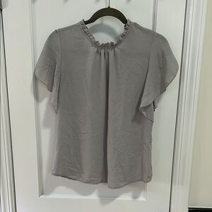 Boohoo Gray Ruffled Cap Sleeve Blouse